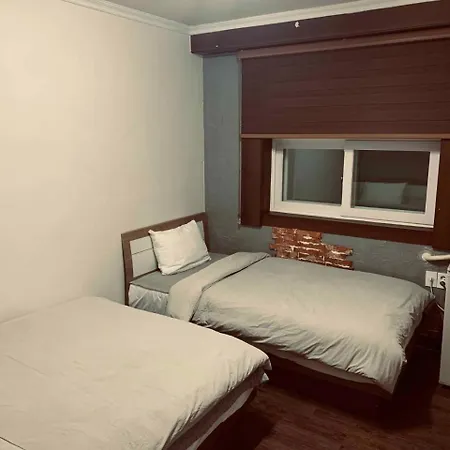 Smile Resort Sokcho Exterior photo